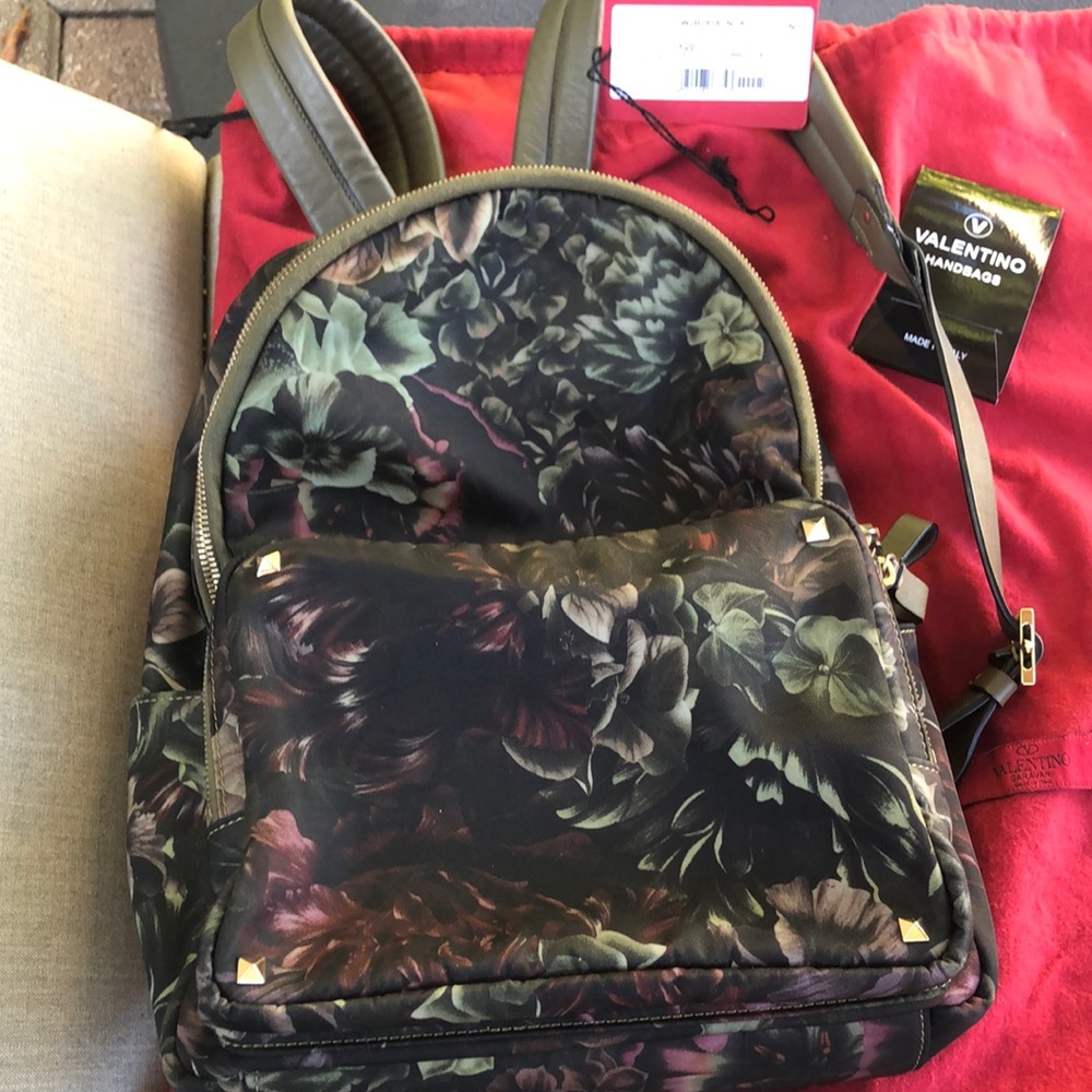 Gorgeous Valentino backpack